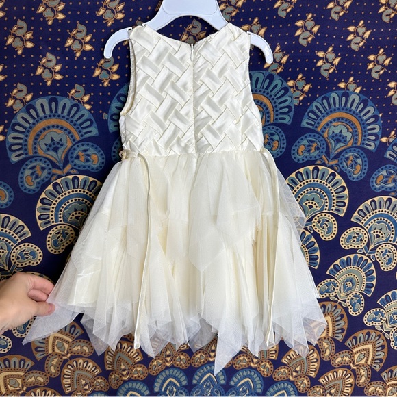 Cream toddler party dress with pearls - Picture 7 of 7